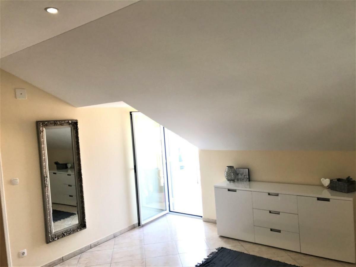 Apartmani Fortuna ลุมบาร์ดา ภายนอก รูปภาพ